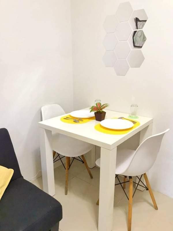 D&G Affordable Staycation Airbnb Ph Makati City Exteriér fotografie